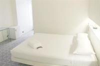 L'Otel Hotel